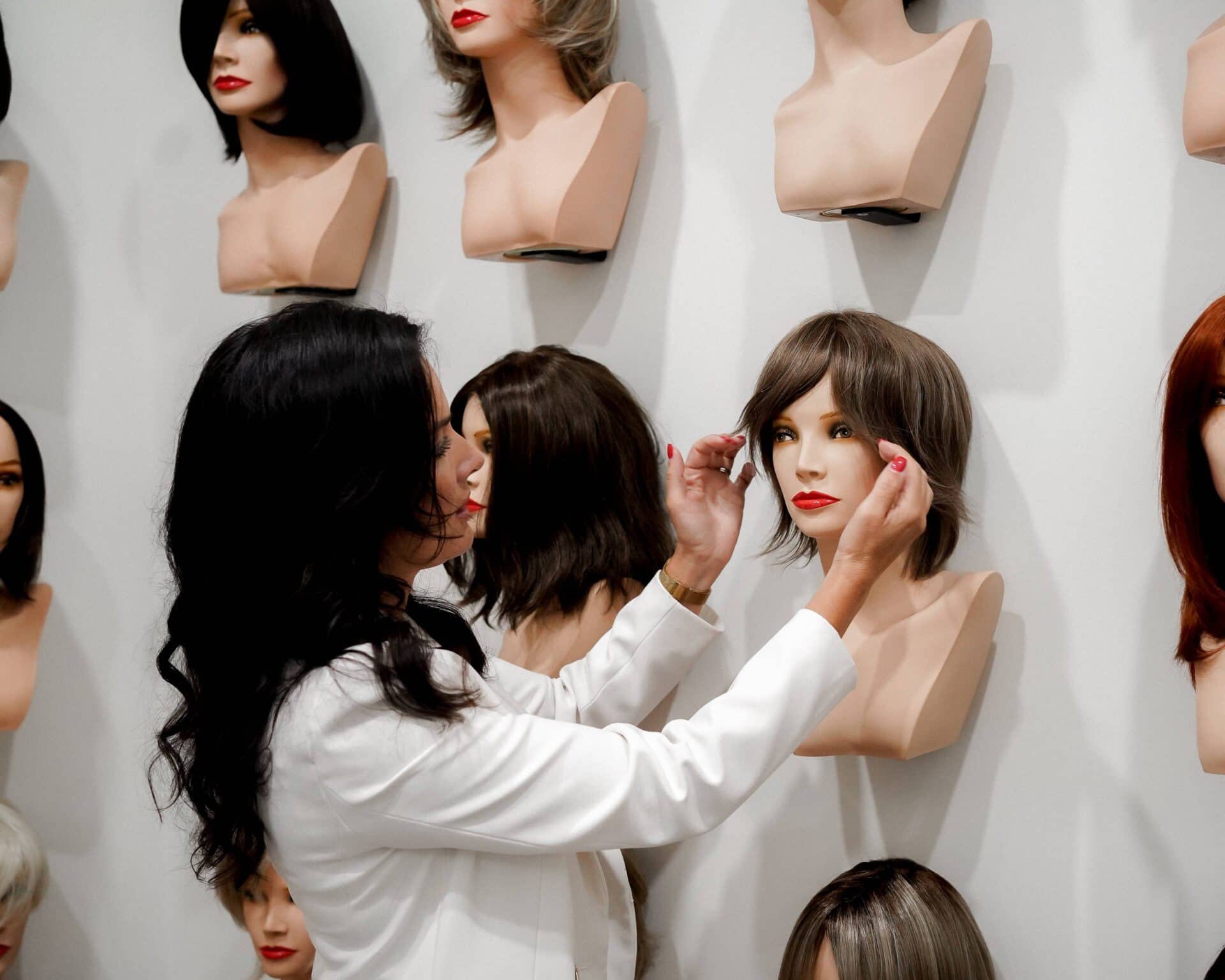 Perruques pour femmes confrontées à une perte de cheveux (chimiothérapie, cancer)
